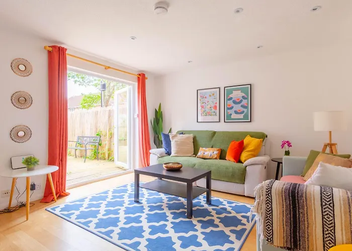 Bright 3 Bedroom House With Terrace 16 Mins To Big Ben