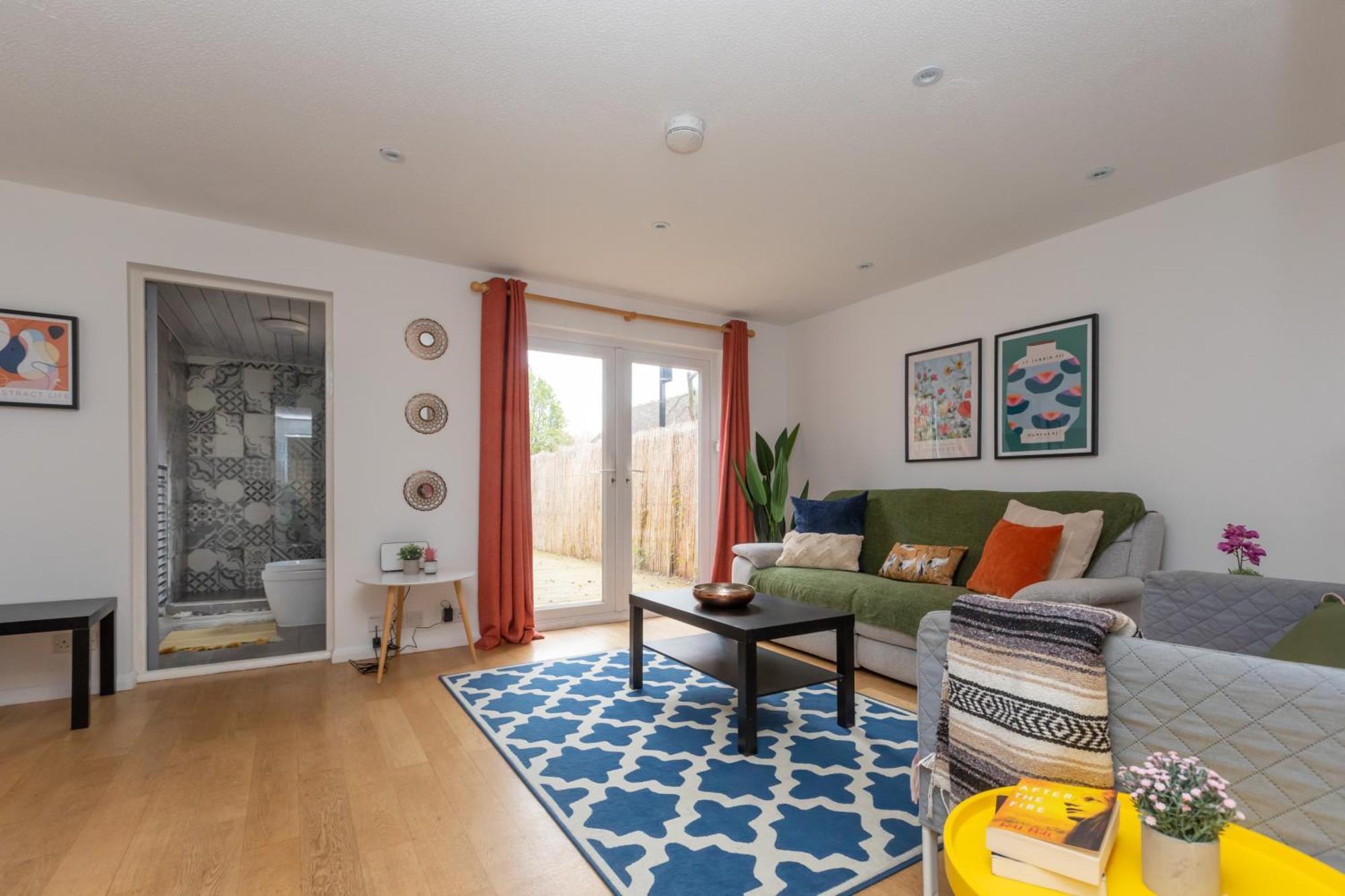Bright 3 Bedroom House With Terrace 16 Mins To Big Ben Londra
