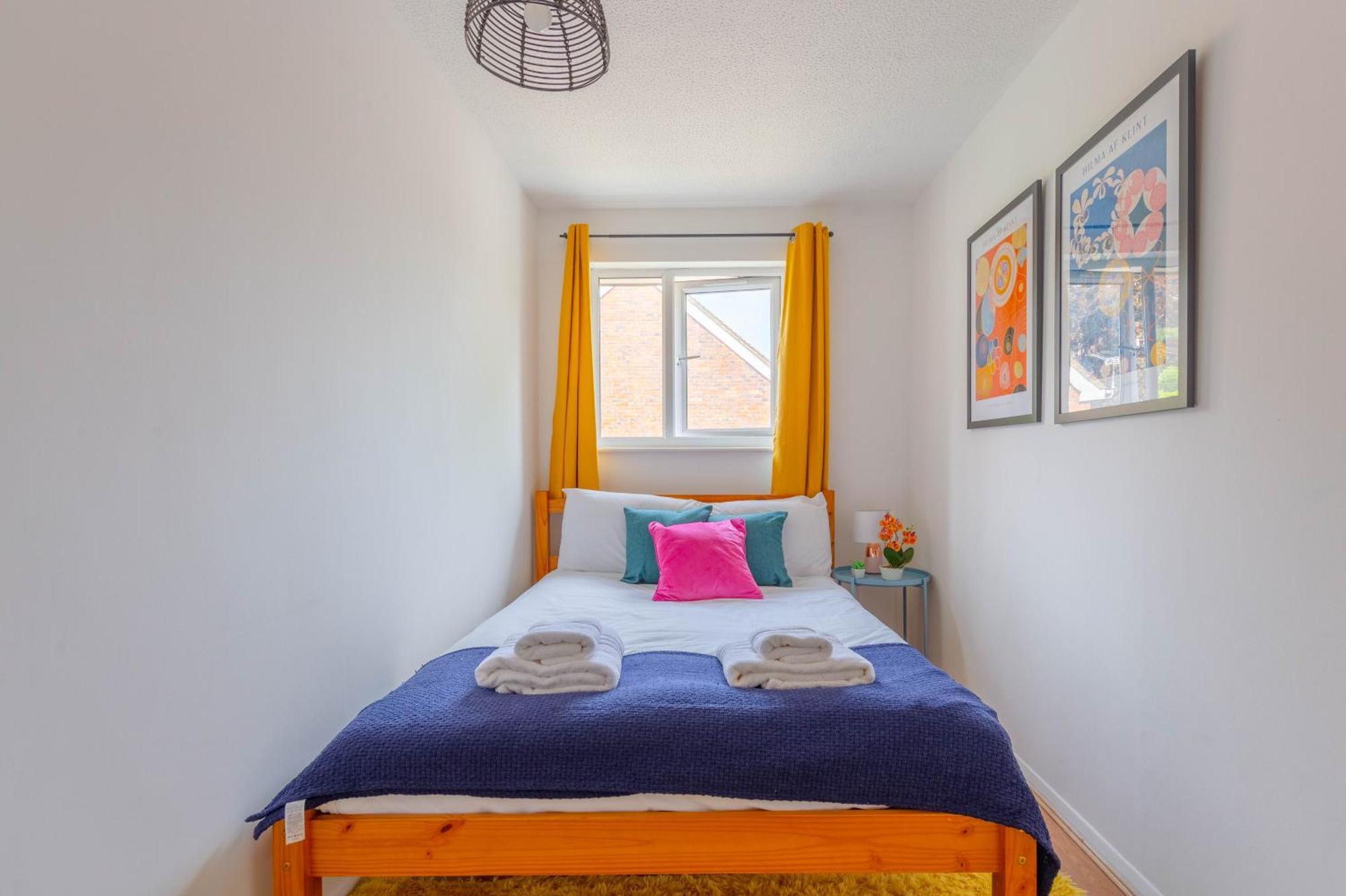 Bright 3 Bedroom House With Terrace 16 Mins To Big Ben Appartamento Londra
