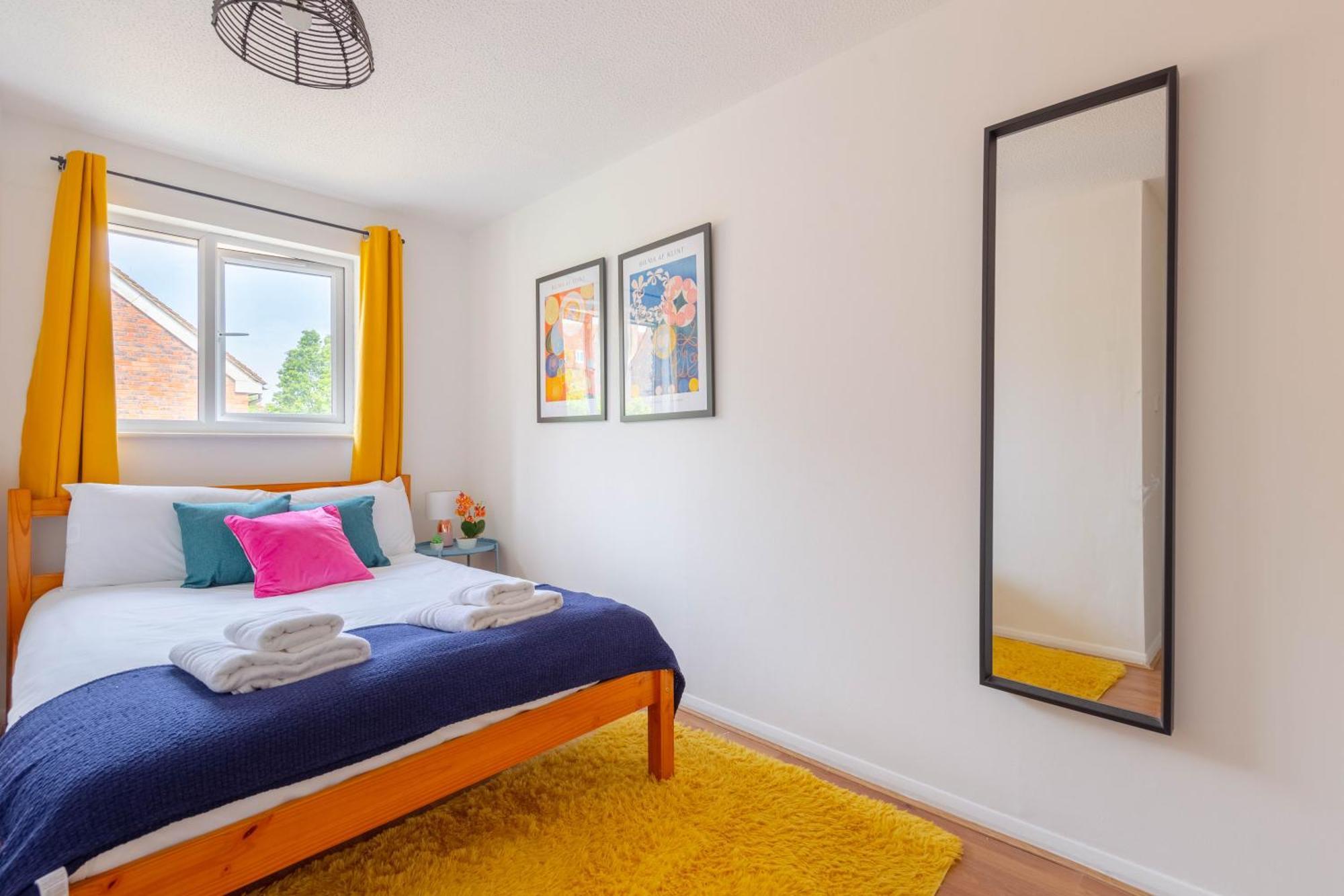 Bright 3 Bedroom House With Terrace 16 Mins To Big Ben Apartment *