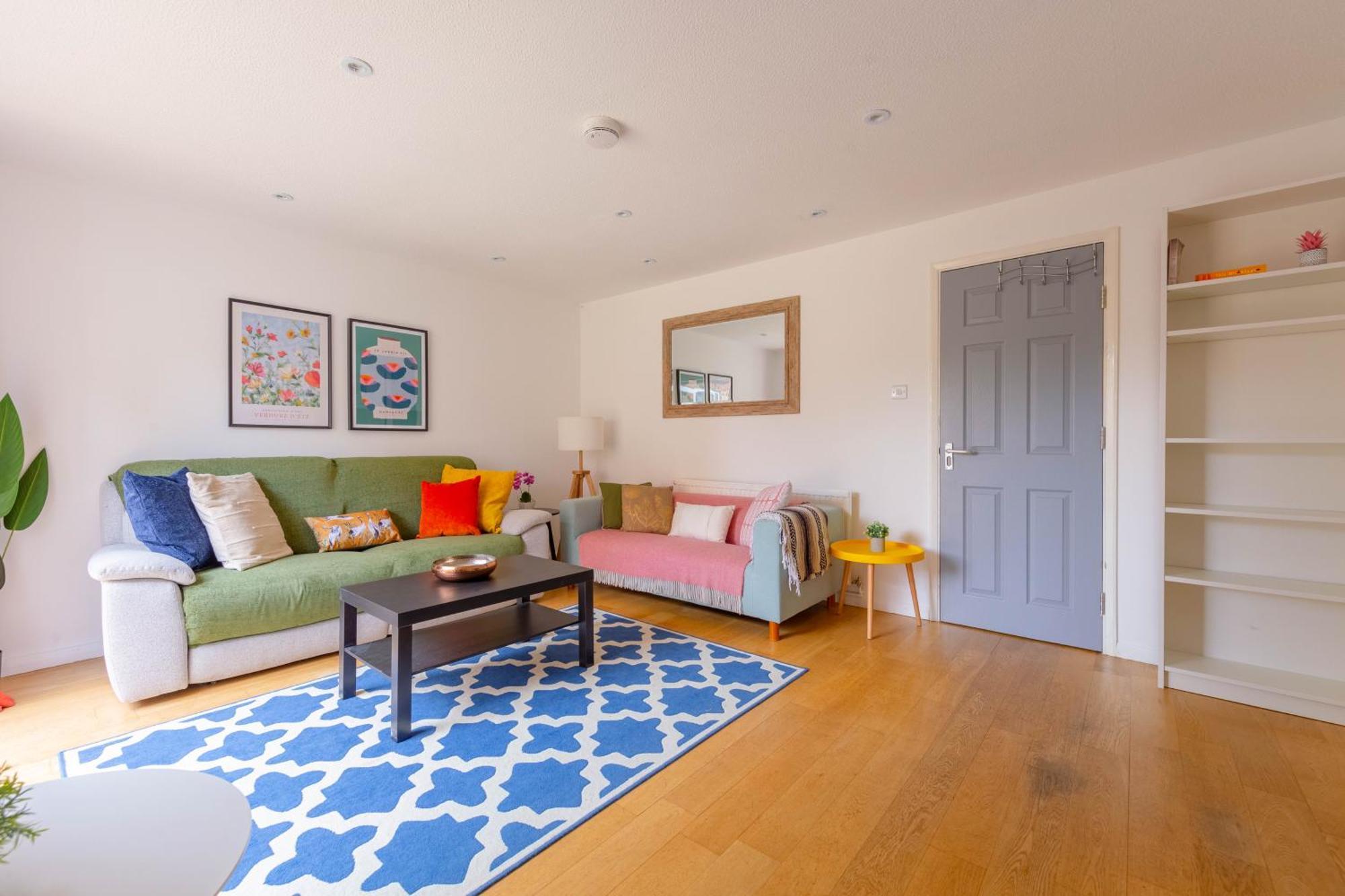 Apartment Bright 3 Bedroom House With Terrace 16 Mins To Big Ben
