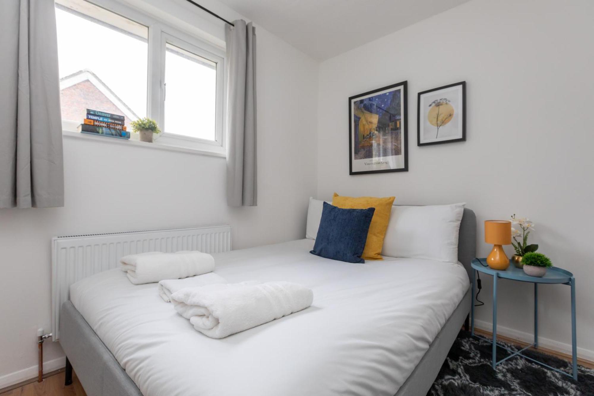 Bright 3 Bedroom House With Terrace 16 Mins To Big Ben Appartamento Londra