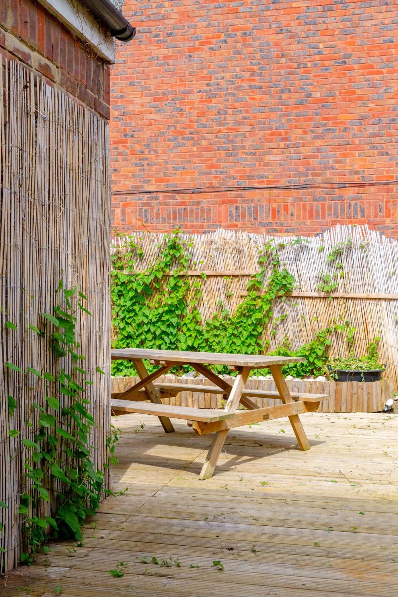Apartment Bright 3 Bedroom House With Terrace 16 Mins To Big Ben