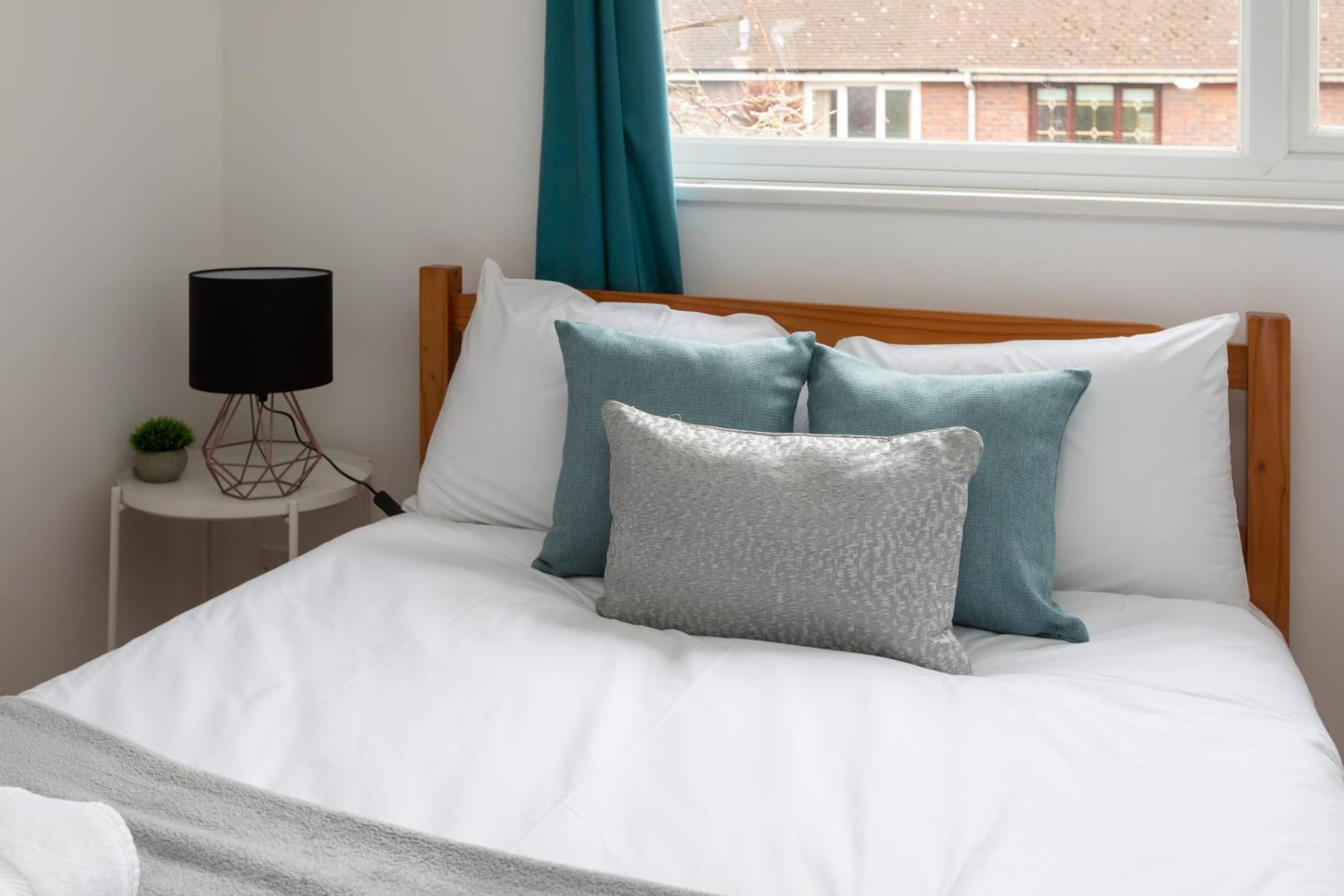 Bright 3 Bedroom House With Terrace 16 Mins To Big Ben Apartment *
