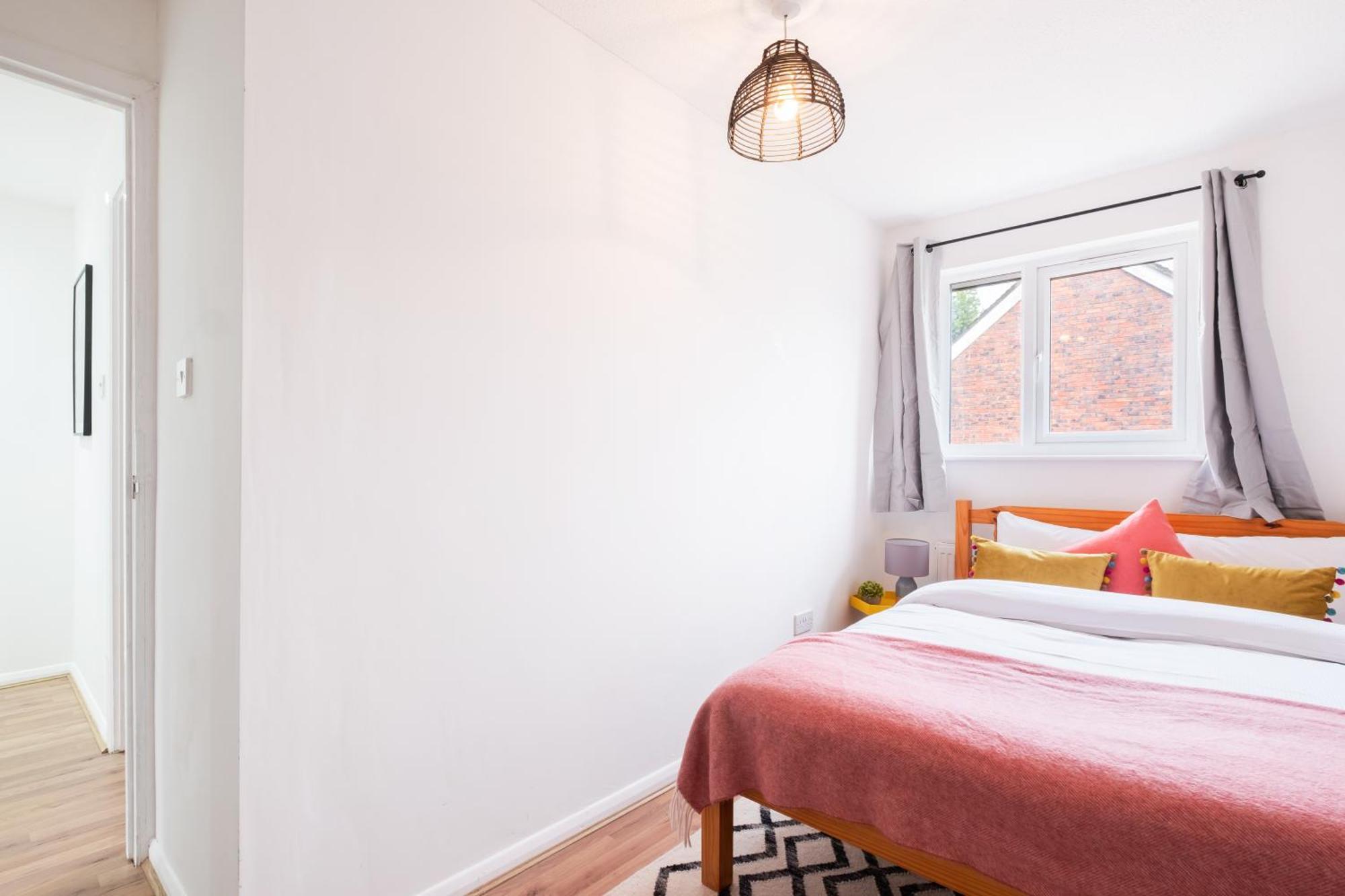 Apartment Bright 3 Bedroom House With Terrace 16 Mins To Big Ben