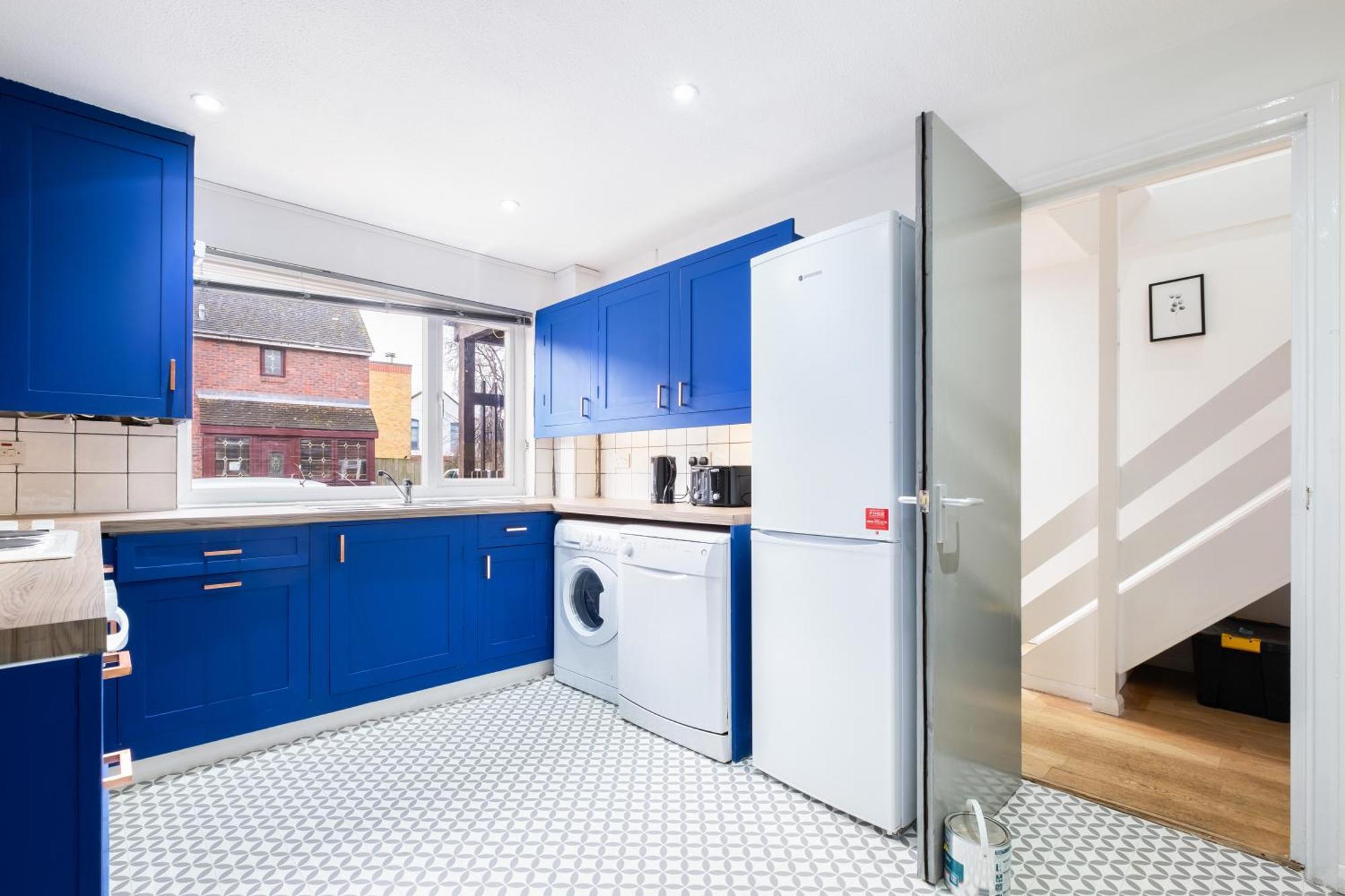 Bright 3 Bedroom House With Terrace 16 Mins To Big Ben Appartamento Londra