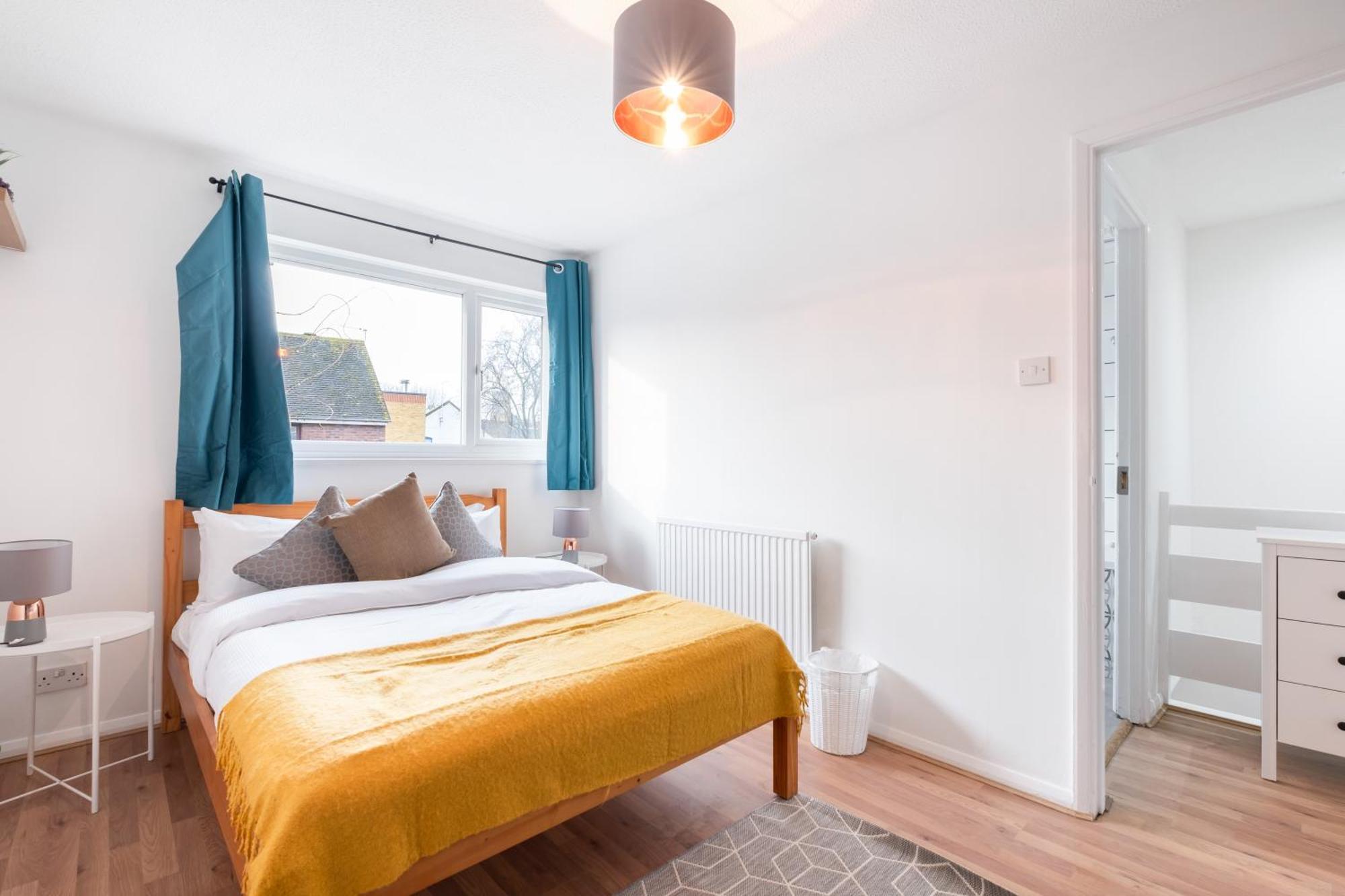 Bright 3 Bedroom House With Terrace 16 Mins To Big Ben *